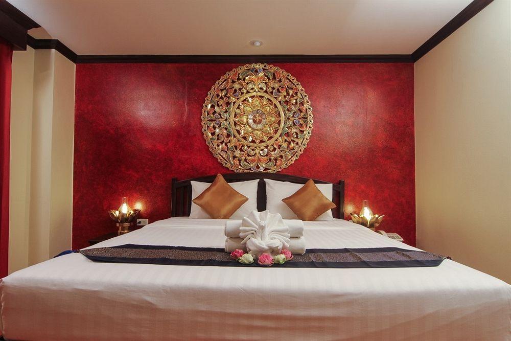 Pl Guesthouse Patong ภายนอก รูปภาพ
